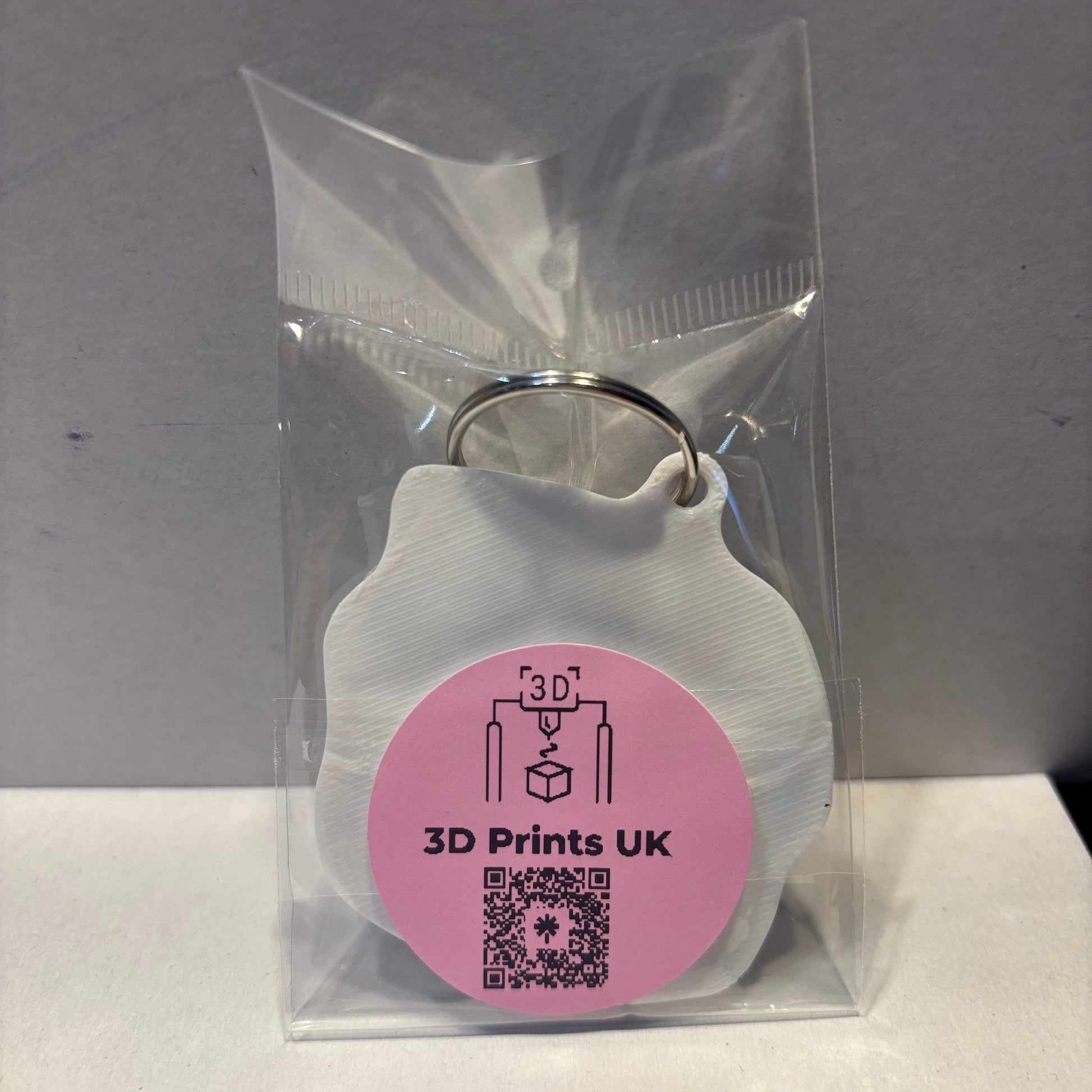 Winter - I wasn't Made For Winter Keyring - Rear View Packaged